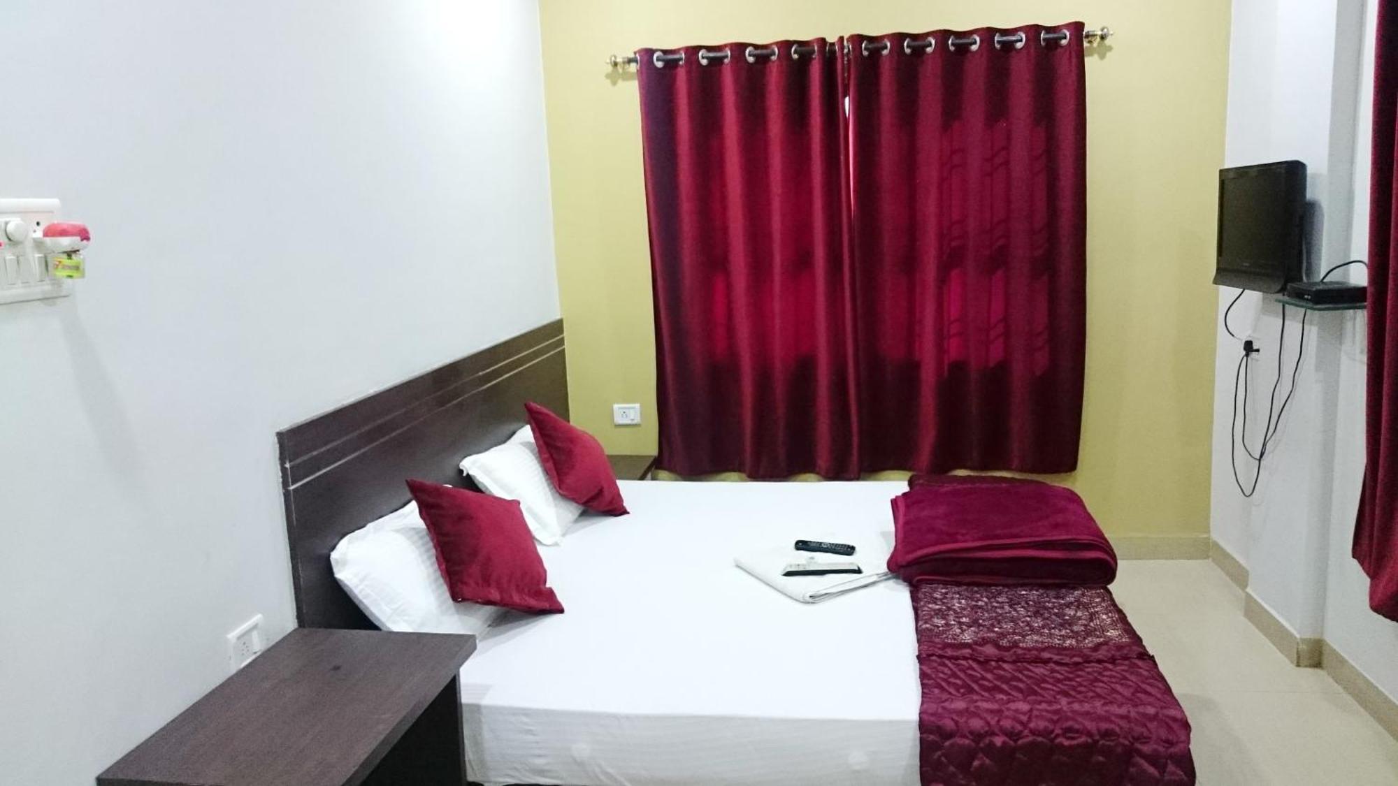 Hotel Preetam Aurangabad Exterior foto